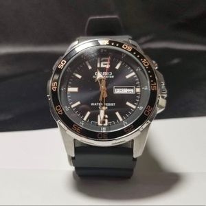 Casio Super Illuminator watch